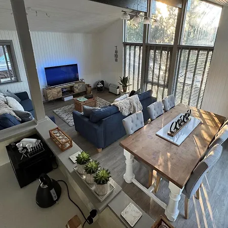 Fig Tree Lodge *